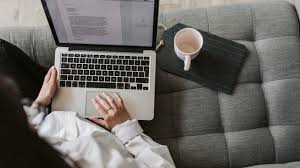 Esti interesat de un credit fara loc de munca? Lucrezi De AcasÄƒ AflÄƒ Cum Alegi Cel Mai Bun Laptop Pentru Munca Ta Ea Md