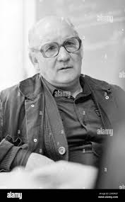 Der mann und die arbeit Schwarzweiß-Stockfotos und -bilder