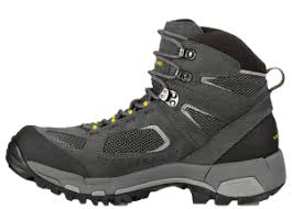 Vasque Breeze 2 0 Gtx Hiking Boot Review What To Wear Hiking