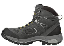 Vasque Breeze 2 0 Gtx Hiking Boot Review What To Wear Hiking