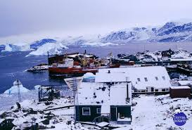 Os colonizadores islandeses dirixidos por erik o vermello (exiliado noruegués asentado en islandia) atoparon a terra deshabitada. Umanak Greenland Groenlandia Mapio Net