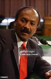 164 Frank Raines Photos & High Res Pictures