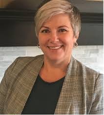 Kari Coles's Instagram, Twitter & Facebook