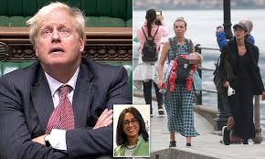 On saturday 29 may, the wedding of carrie symonds and boris johnson. Boris Johnson S Enemies Spread False Rumours About A Split From Carrie Daily Mail Online