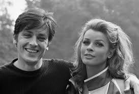 Monstre sacré du cinéma français, éternel séducteur au regard azur, alain delon célèbre ses 85 ans ce plus de 90 films en près de 60 ans sur les plateaux de cinéma : Photogriffon Les Plus Belles Photos D Alain Delon Star Mondiale
