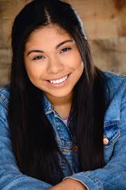 Emily Rosas's Instagram, Twitter & Facebook