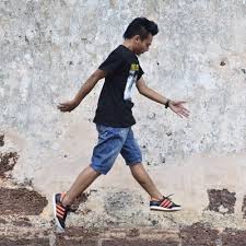 Tempat ini pas banget buat dijadikan tempat camping dengan suhu udara yang sejuk. Fauziyaakub On Twitter Aku Perati Je Orang Jepun Ni Kenapa Diorang Jalan Kaki Laju Laju Konon Nak Kejar Masa Tak Payah Nak Poyo La Korang Jalan Laju Sebab Suhu Kat Luar Tu Terlalu Sejuk