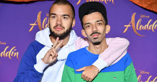 Samedi 08 septembre, bigflo et oli dévoilent une vidéo sur leurs réseaux sociaux annonçant l'arrivée officielle d'un nouvel album intitulé la vraie vie 2. Bigflo Et Oli Accuses De Plagiat Par Un Artiste Toulousain Le Huffpost