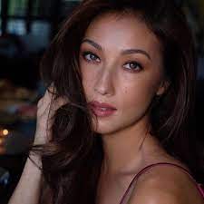 I've been thinking a lot about the. Solenn Heussaff Certifiedsolenn Twitter