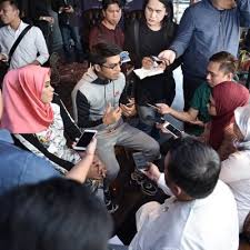 2,813 likes · 26 talking about this. Pelakon Drama Suri Hati Mr Pilot Keluarkan Produk Kesihatan Go S