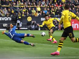 Freiburg won 6 direct matches. Liveticker Borussia Dortmund Sc Freiburg 1 0 24 Spieltag Bundesliga 2019 20 Kicker