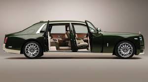 The doors on all sides are both automatically closing with the soft closing feature as standard. New Rolls Royce Phantom Oribe 2022 First Look Exterior Interior Crazy Luxury Limousine Youtube