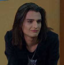 ESMERALDA THOMAS (ESMERALDATHOMAS_)