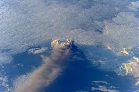 Sun may 23rd, 2021 21:32 pm. Pavlof Volcano Eruption Activity International Space Station Crew Alaska Peninsula Usa Lava Ash Cloud Plume Pikist