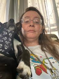 Rebekah Messer's Instagram, Twitter & Facebook