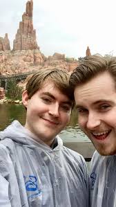 How To Do Disneyland Paris in One Day — Our Departure Board