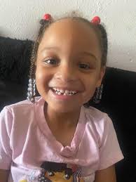 Help!! 6yrs old loosing first tooth. Not emotionally processing it well