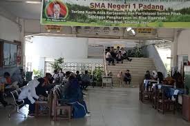 Isilah semua kolom identitas anak dan orangtua/wali dengan lengkap sesuai yang diminta. Disdik Padang Buka Kembali Pendaftaran Ppdb Untuk Bangku Kosong Smp