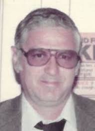 Sarah Lashomb's Instagram, Twitter & Facebook