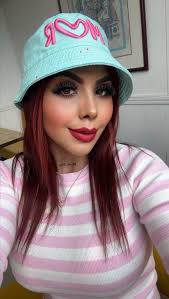 Hello everyone I'm single mother....