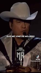 Pacen una feliz tarde. Para mi es la canción de tus ausencias. 😥