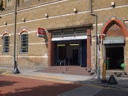 The project is located in southwark, london, england, united kingdom, europe. Bahnhof Elephant Castle Wikipedia