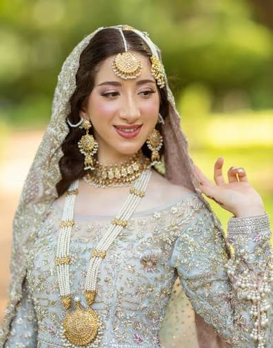 Makeup by Madiha Naqvi portfolio 2