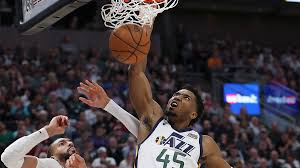 Donovan mitchell is your 2018 verizon slam dunk champion! Donovan Mitchell Throws Down Massive Dunk During Clippers Jazz Game