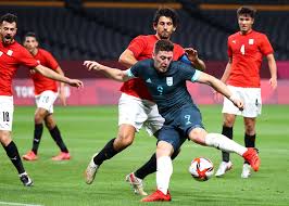 بعد التعادل السلبي في الجولة الأولى أمام المنتخب الإسباني ، يسعى المنتخب المصري إلى تحقيق نصر مهم اليوم وجني النقاط الثلاث للمباراة ، خاصة وأن المنتخب الأرجنتيني أقل بكثير من الإسباني. Naxa90vetovy3m