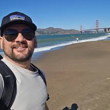 Robert Zebley's Instagram, Twitter & Facebook