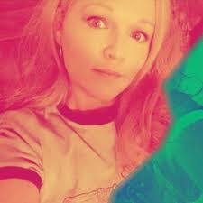 Allison Floyd's Instagram, Twitter & Facebook