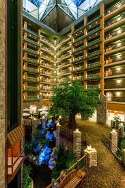 Chateau On The Lake Resort Spa And Convention Center Branson Interior Entrance Chateau On The Lake Lake Resort Branson Vacation