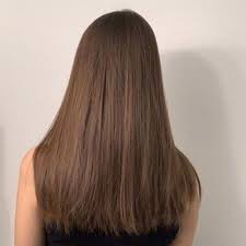 Indigo is sometimes called black henna, but this is yet another plant that will color the hair brown to black tones (must be used with henna to give these results). Rainbow Research Henna