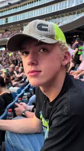 Connor Bean's Instagram, Twitter & Facebook