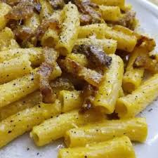 Spaghetti risottati cremosi alla cipolla rossa dolce calabrese special guest. Rigatoni Alla Norcina Varomeando Manuel Apir