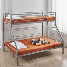 Option matelas pour ce lit superpose blanc maxence ce pack permet de combiner à ce lit superposé 3 matelas à prix préférentiel. Lit Superpose 3 Personnes En Metal 90 X 190 Cm Et 140 X 190 Cm Trinity