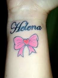 Solo recuerda que si vas a tatuarte un nombre o una palabra completa, lo mejor que que no sean todas letras mayúsculas o con muchos ribetes, porque de lo contrario será difícil de. Disenos De Letras Para Tatuajes De Nombres