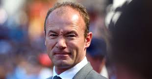 Moving on, hollie's mother is lainya. Mediawatch Yes It Does Stink Alan Shearer Football365