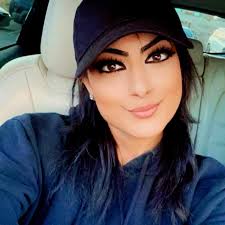 Elvis looked like such a fun dude to be around