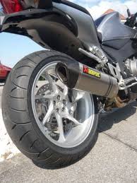 Mit der honda vfr 1200 f hat honda motorrad nach der vfr 800 einen neuen großartigen sporttourer geschaffen. Honda Vfr 1200 F Umbau