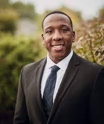 Kelvin Ellis's Instagram, Twitter & Facebook