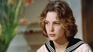 He was known as the "Most beautiful boy in the world", but he lived a  tragic life. Read all about in the comments 😱💔👇