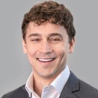 Sam Casey's Instagram, Twitter & Facebook