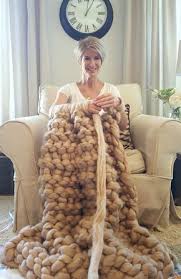 Tracie Richards Adli Kullanicinin Chunky Knit Blanket Panosundaki Pin Kol Orgusu Kol Orgu Battaniye Kol Tig Isi