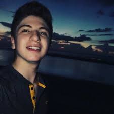 Daniel Caraveo (@danielcarav)