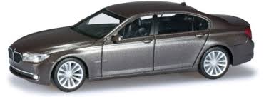 Auf der iaa 2015 präsentierte bmw den neuen 7er. Ausverkauft Herpa 034098 003 Bmw 7er 08 Lang F02 Havannamet Modellauto 1 87 Online Kaufen Bei Modellbau Hartle