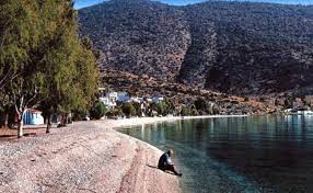 Από ομονοια εφόσον κάνουμε μια στάση καθ' οδόν θα φτάσουμε στον αρχαιολογικο μουσειο θηβασ, επίσκεψη. Paralia Saranth Limani Boiwtia Gtp