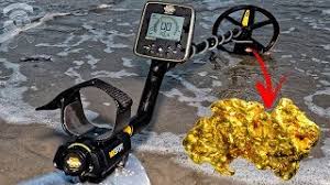 You can be assured that as the size of your treasure gets bigger, the detector is able to find it even deeper. The 10 Best Metal Detectors For Gold What Is The Best Metal Detector For Gold Nugget Prospecting Youtube
