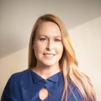 Tara Ramsey's Instagram, Twitter & Facebook