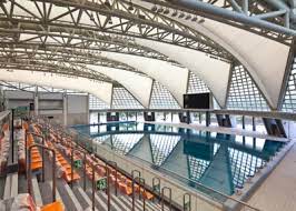 東涌游泳池（英文：tung chung swimming pool）位於香港 離島區 大嶼山 東涌 達東路，於2011年正式啟用，由康樂及文化事務署營運及管理，呂元祥建築師事務所設計， 莫特麥克唐納香港有限公司 （ 英语 ： mott macdonald ） 東涌游泳池啟用後. Familygo è¦ªå­éŠ